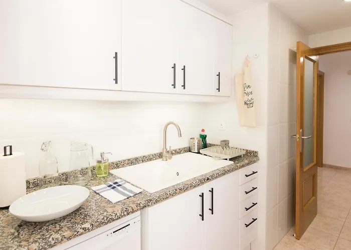 Paradise Flat In Centre W/ Large Pool Denia