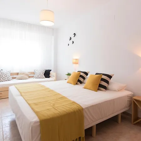 Apartmán Paradise Flat In Centre W/ Large Pool Denia