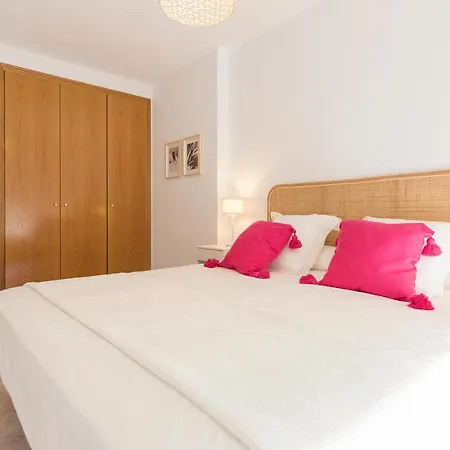 Paradise Flat In Centre W/ Large Pool * Denia