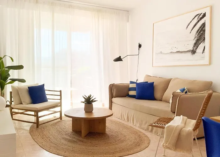 Paradise Flat In Centre W/ Large Pool *